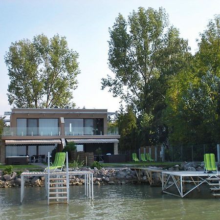 Вилла Aba Sea House Балатонсарсо Номер фото